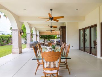 SE VENDE CASA DE UNA PLANTA EN COL. PITIC