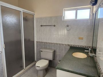 CASA EN VENTA FRACCIONAMIENTO MONTEBELLO CULIACAN SINALOA
