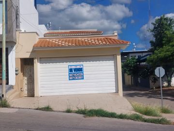 CASA EN VENTA FRACCIONAMIENTO MONTEBELLO CULIACAN SINALOA