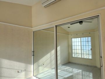 CASA EN VENTA FRACCIONAMIENTO MONTEBELLO CULIACAN SINALOA