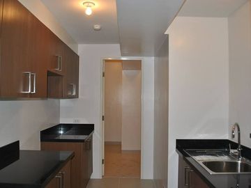 For Sale: 2BR Unit The Red Oak - Two Serendra, BGC