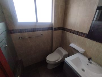 VENTA DE CASA EN URB. PUERTO AZUL - VÍA A LA COSTA