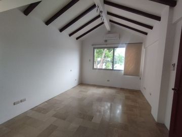 VENTA DE CASA EN URB. PUERTO AZUL - VÍA A LA COSTA