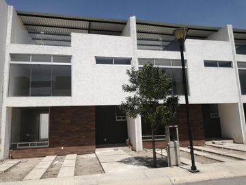 🔴🔴EN VENTA🔴🔴 💎💎Excelente Casa en Fracc. Los Cerezos, Mineral de la Reforma, Hgo💎💎