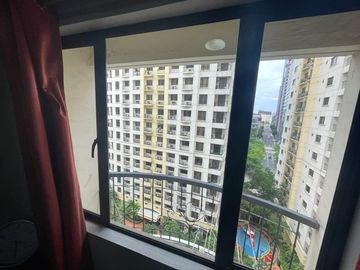 1 Bedroom Unit For Sale in Forbeswood Heights BGC