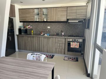 Ibarra - Hermoso Departamento Amoblado en Venta en Edificio Mirasierra