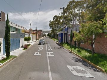 ¡¡Vive en Elegante y amplia casa en remate en Col. Villa Satélite Calera, Puebla de Zaragoza, Puebla!!