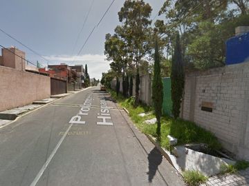 ¡¡Vive en Elegante y amplia casa en remate en Col. Villa Satélite Calera, Puebla de Zaragoza, Puebla!!