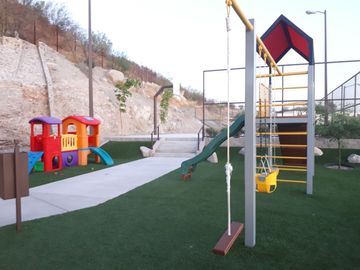 CASA VENTA DE UN PISO AL NORTE. CARDENO RESIDENCIAL