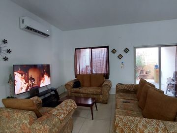 CASA VENTA DE UN PISO AL NORTE. CARDENO RESIDENCIAL