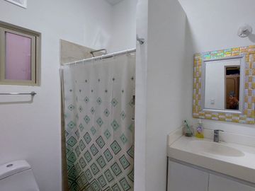 CASA VENTA DE UN PISO AL NORTE. CARDENO RESIDENCIAL