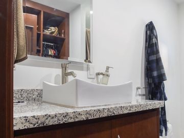 Casa en Venta en esquina en Residencial El Campanario