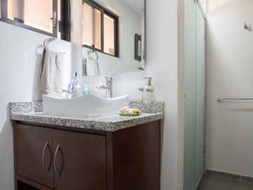 Casa en Venta en esquina en Residencial El Campanario