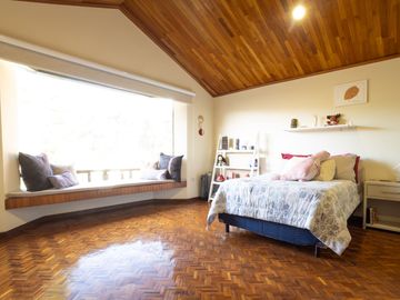 Casa en Venta en esquina en Residencial El Campanario