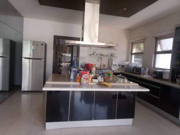 House and Lot for Sale inside the posh Marina Baytown East Subdivision, Paranaque City near PITX and Okada