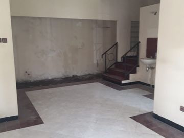 Rumah Siap Huni Luas Mulyosari Prima Mulyorejo Surabaya 2 Lantai SHM