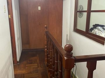 Venta de casa en URB INgeniería ,SMP de 2 pisos en excelente estado