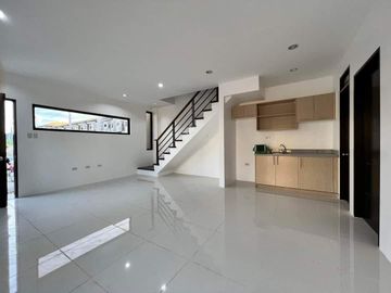 SINGLE DETACHED HOUSE AND LOT IN MINGLANILLA