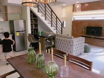 SINGLE DETACHED HOUSE AND LOT IN MINGLANILLA