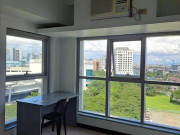 RUSH SALE! 34.49 sqm Condo unit in Civic Place, Alabang, Muntinlupa