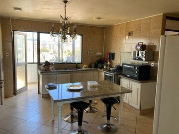 SE VENDE GRAN DEPARTAMENTO FRENTE A CASINO UF 17.500