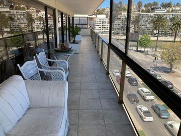 SE VENDE GRAN DEPARTAMENTO FRENTE A CASINO UF 17.500