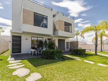 Casa en Venta con 3 recamaras en Condominio a 15 minutos de Cuernavaca Morelos