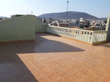 Amplia Casa de 8 Recámaras en Parque de Poblamiento, Pachuca de Soto, Hidalgo.
