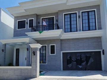 Rumah Mewah Furnish 4+1 KT, International Village, Citraland, Surabaya