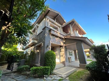 Detached house for Sale or Rent Nantawan Bangna Km.7 village, 4 bedroom Size S, Inside corner plot.
