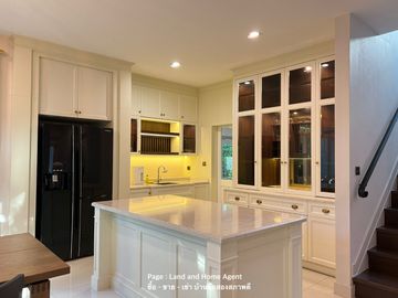 Detached house for Sale or Rent Nantawan Bangna Km.7 village, 4 bedroom Size S, Inside corner plot.