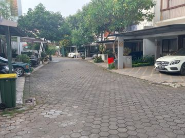 DIJUAL RUMAH  JL.PONDOK LABU CILANDAK JAKARTA SELATAN