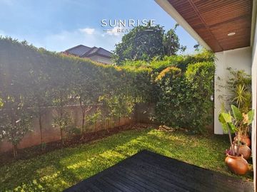 Rumah MEWAH Baru Dijual Di Lokasi Primer Pondok Indah Jakarta Selatan