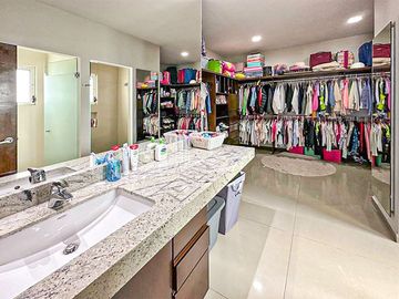 Casa en Venta de Valle Poniente