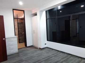 VENDO CASA DE ESTRENO CON VISTA A PARQUE  EN LA ENTRADA DE BOULEVARD