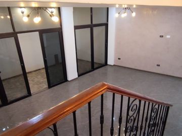 VENDO CASA DE ESTRENO CON VISTA A PARQUE  EN LA ENTRADA DE BOULEVARD