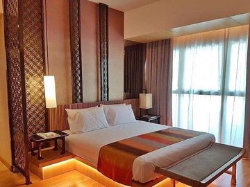 pre selling condominium in the fort near The Albany