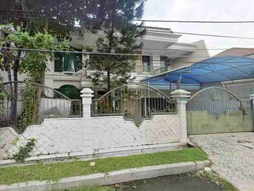 Dijual rumah dharma Husada Regency Surabaya