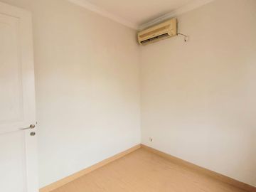Rumah Murah Dikelasnya di Sektor 9 Bintaro Jaya 12117-GB 0811111----
