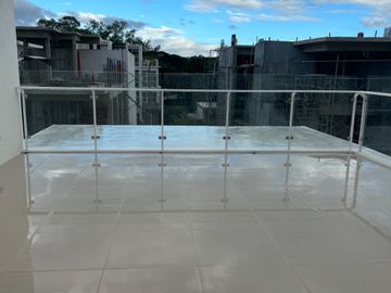 JSM - FOR SALE: 3 Bedroom Townhouse in M Residences Capitol Hills, Quezon City