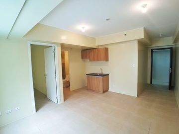 1Bedroom Condo Unit in Avida Towers One Union Place nearby ·      Manila Japanese School
