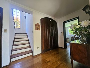 BROKER JARDIN 5D-4B-2EST-PATIO-VISTA