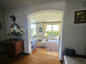 BROKER JARDIN 5D-4B-2EST-PATIO-VISTA