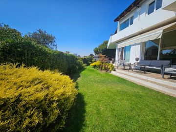 BROKER JARDIN 5D-4B-2EST-PATIO-VISTA