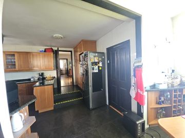 BROKER JARDIN 5D-4B-2EST-PATIO-VISTA