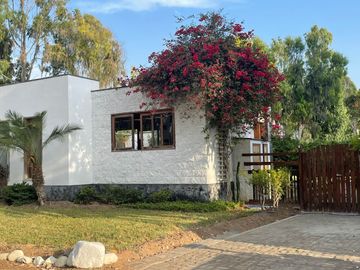 VENTA DE LINDA CASA EN EL FUNFO PASO CHICO
