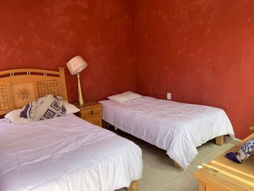 HERMOSA CASA DE CAMPO CON ALBERCA EN VENTA EN SAN NICOLAS DE LOS JASSOS