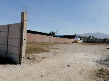 EN VENTA TERRENO DE 3875 M2 EN LA AV. AVIACION , CERRO COLORADO
