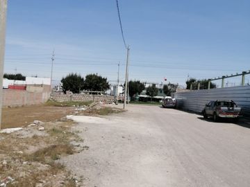 EN VENTA TERRENO DE 3875 M2 EN LA AV. AVIACION , CERRO COLORADO