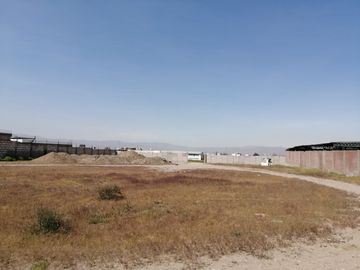 EN VENTA TERRENO DE 3875 M2 EN LA AV. AVIACION , CERRO COLORADO